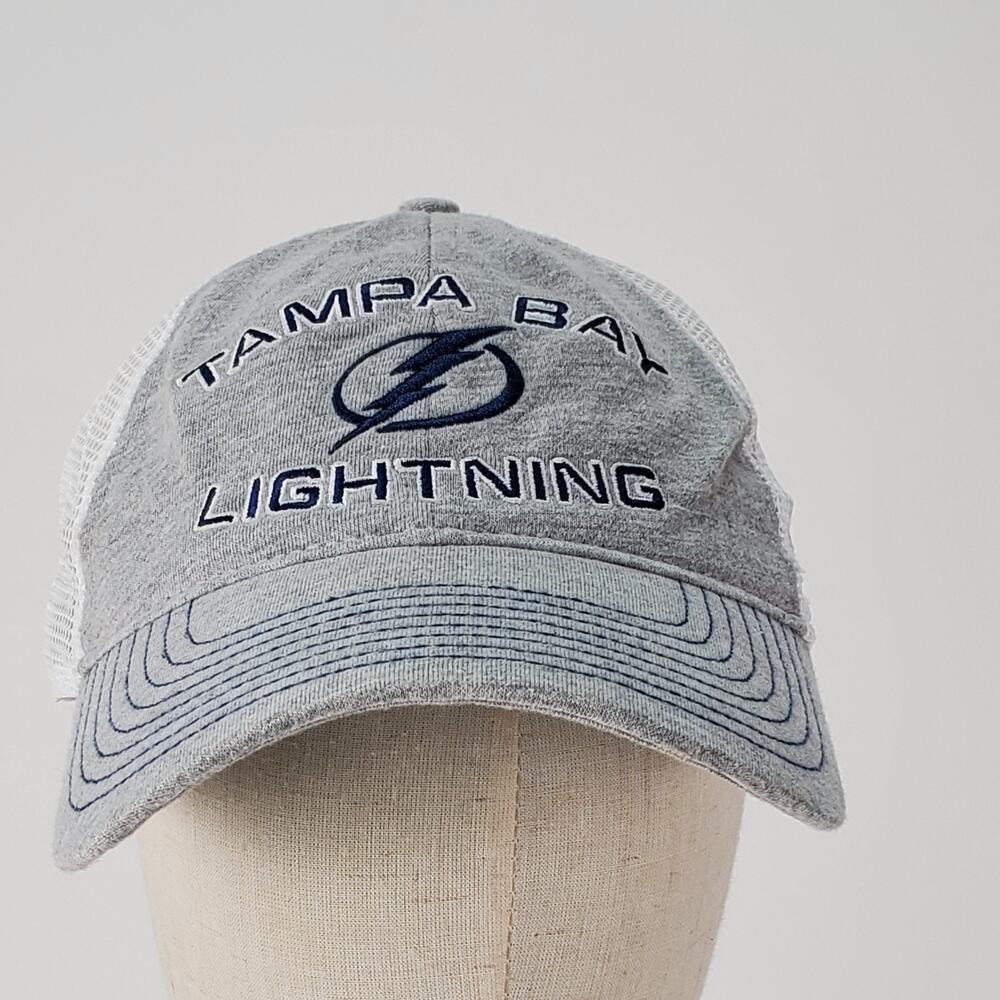 Fanatics Tampa Bay Lightning NHL Trucker Hat Mens Gray White Mesh Snapback Cap
